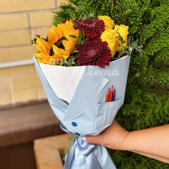 Букет на 1 сентября из подсолнухов